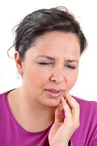 Can Toothpaste Help Fight Canker Sores?